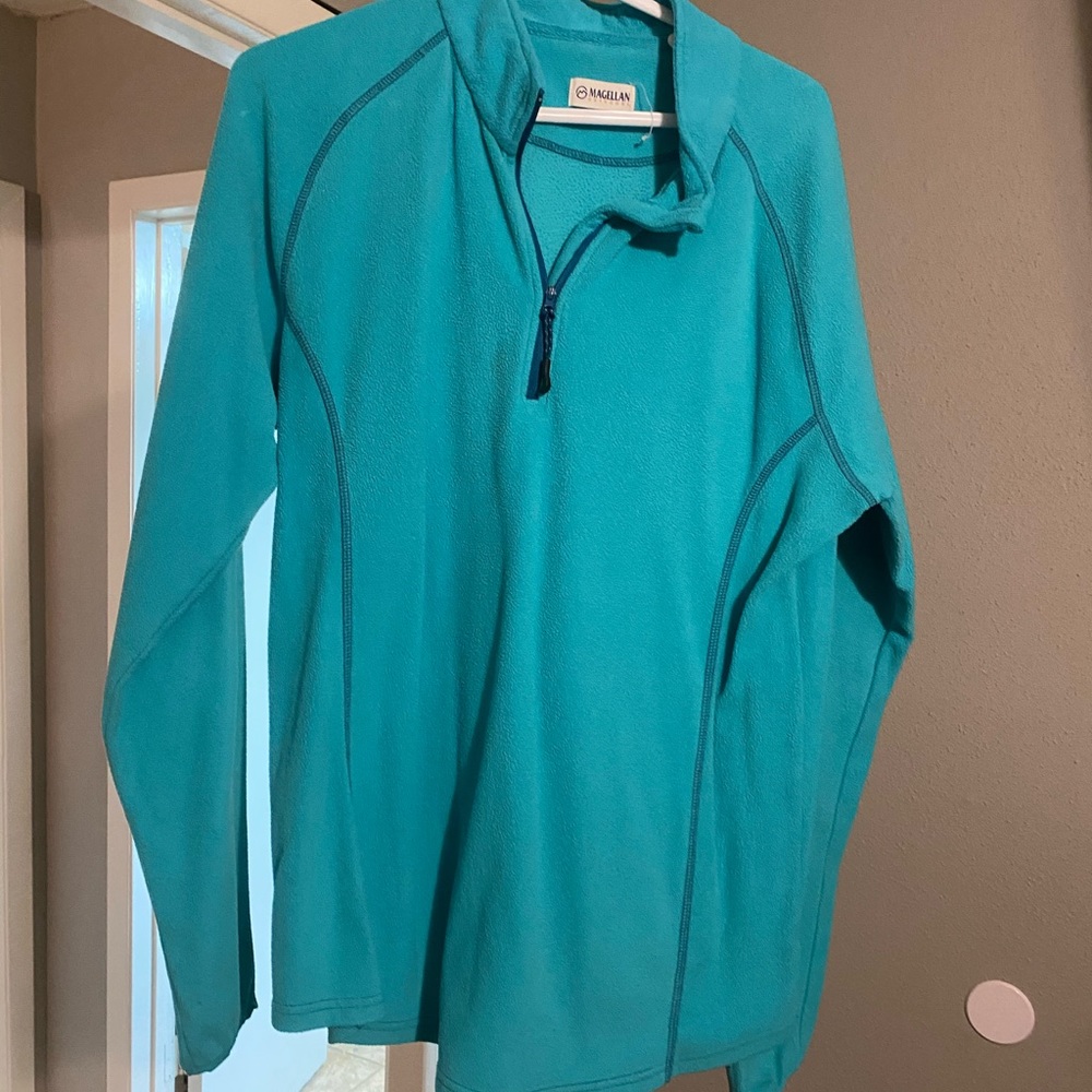 Magellan zip pull over